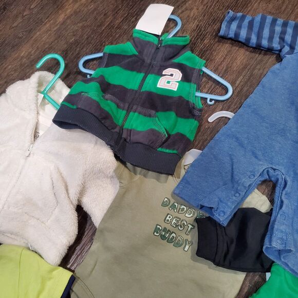 Lot of Boys 0/3 Months Clothes Some NWT and Some Used. Shorts, Jacket, Outfit - Picture 6 of 7